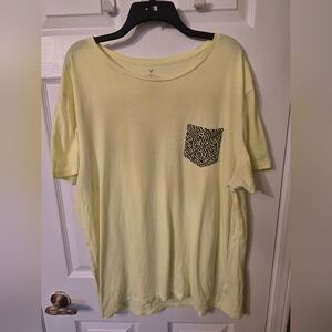 American Eagle Outfitters Neon Yellow Short Sleeve Tee with Black Logo Size Xl